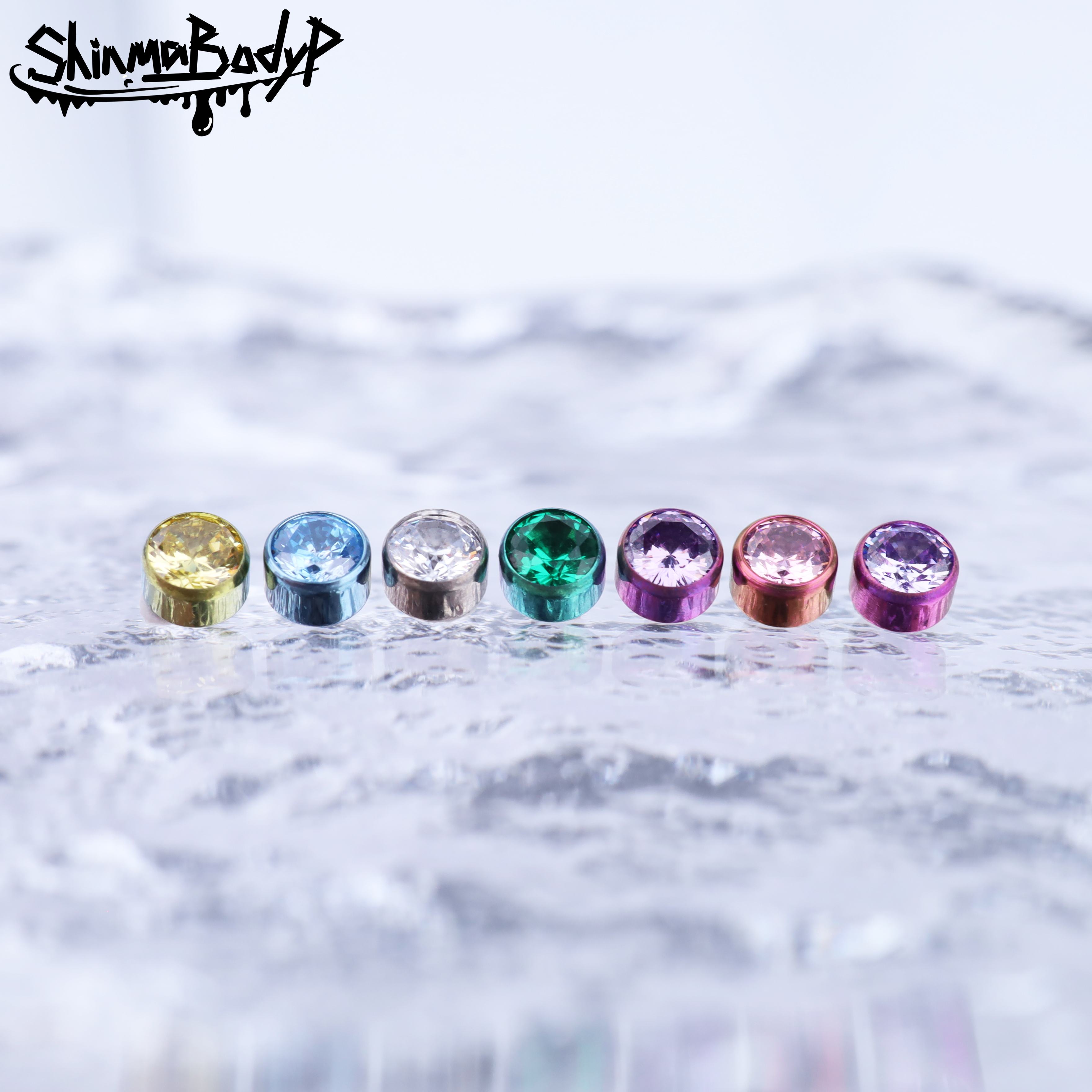 ShinmaF-136钛圆形锆石耳钉唇钉