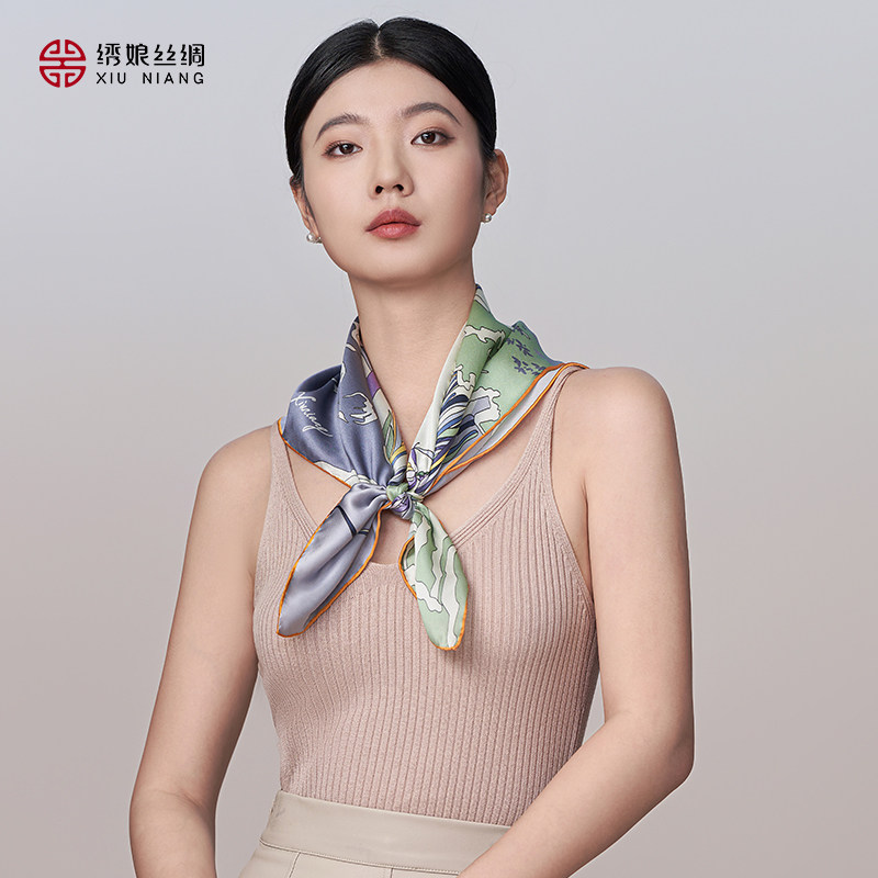 绣娘丝绸手工卷边真丝丝巾图片