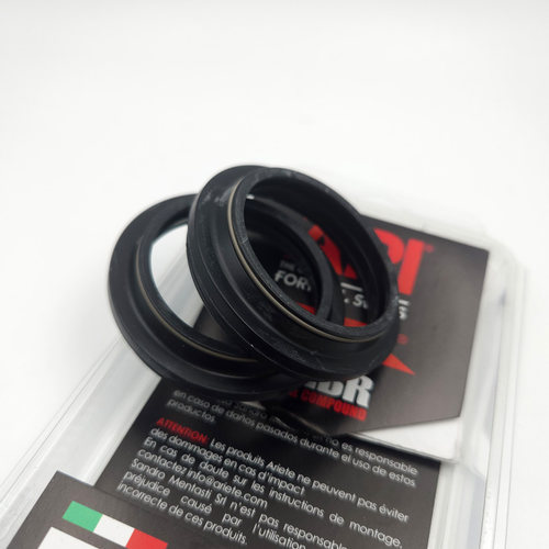 美品！ZH2 ZH2SE前减震油封 意大利ARI FORK OIL SEALS 适配无忧