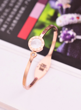 玫瑰金钛钢手镯女贝壳罗马韩版简约学生百搭手环个性数字手链