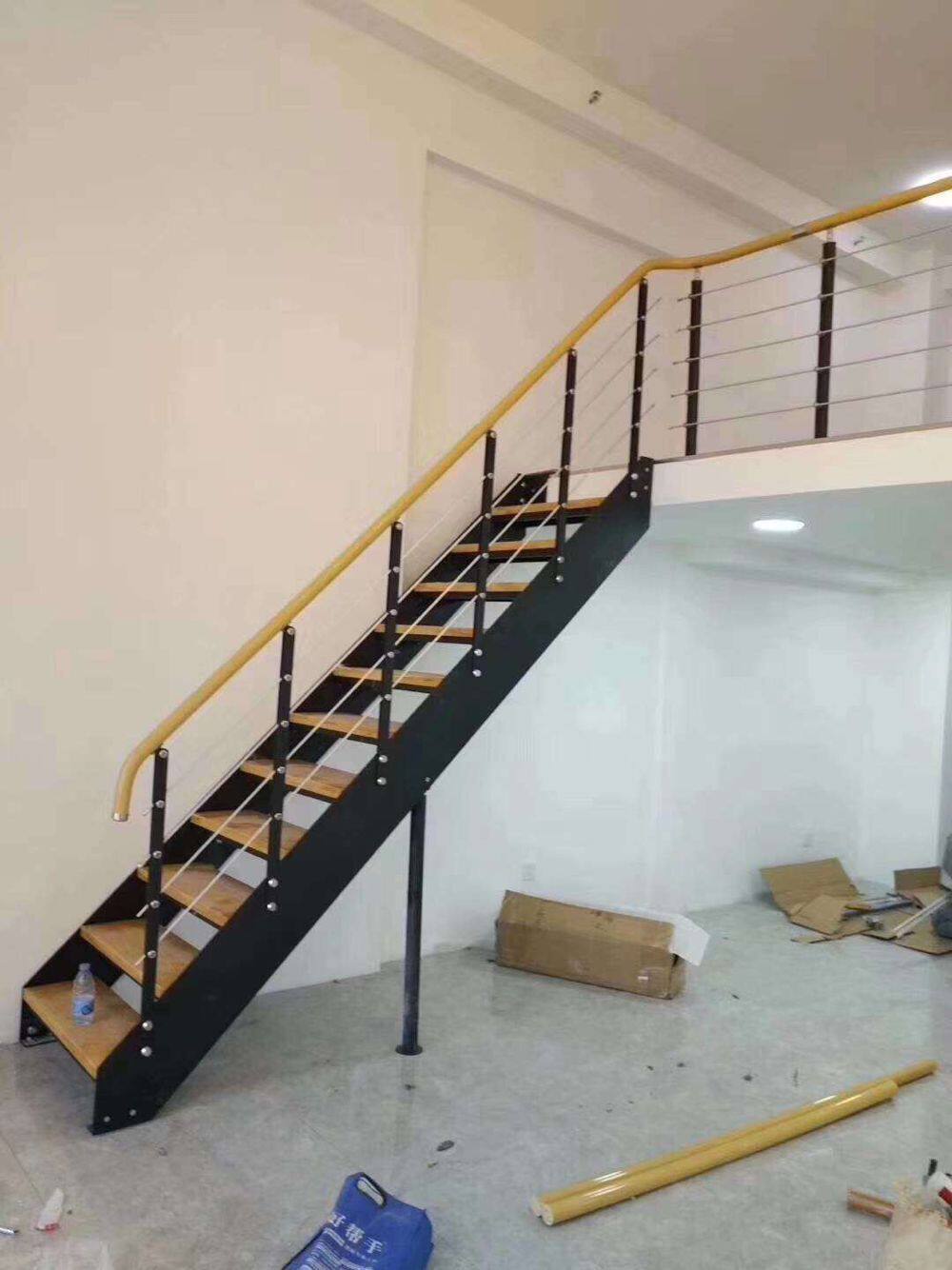 双梁宽版楼梯整体复试室内室外阁楼别墅定整体定制厂家直销实木