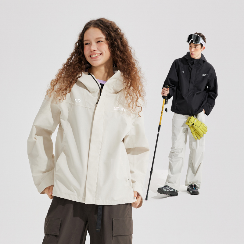 冲锋衣女款2025新款户外登山防风防水防晒白色短款反光夹克外套男