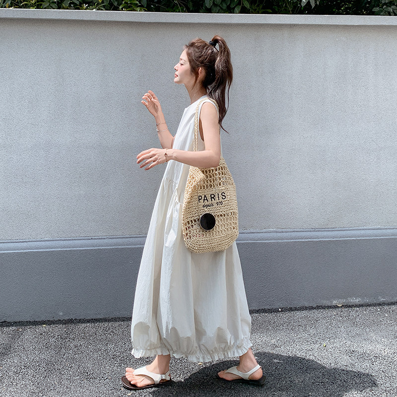 慵懒风无袖白色大码A型连衣裙