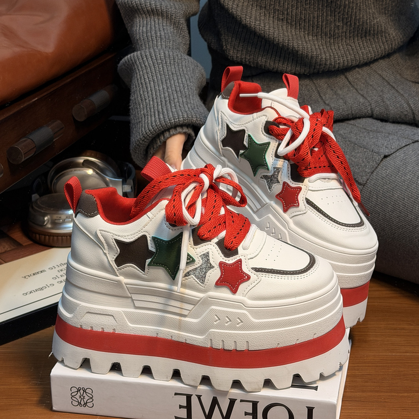 欧货真皮星星厚底松糕小白鞋女面包鞋小个子增高运动休闲板鞋,女鞋,松糕（摇摇）鞋,淘宝优惠券,粉丝福利购,淘宝优惠卷