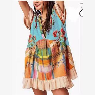 Printed short-sleeved Vneck dress波西米亚风印花短袖V领连衣裙