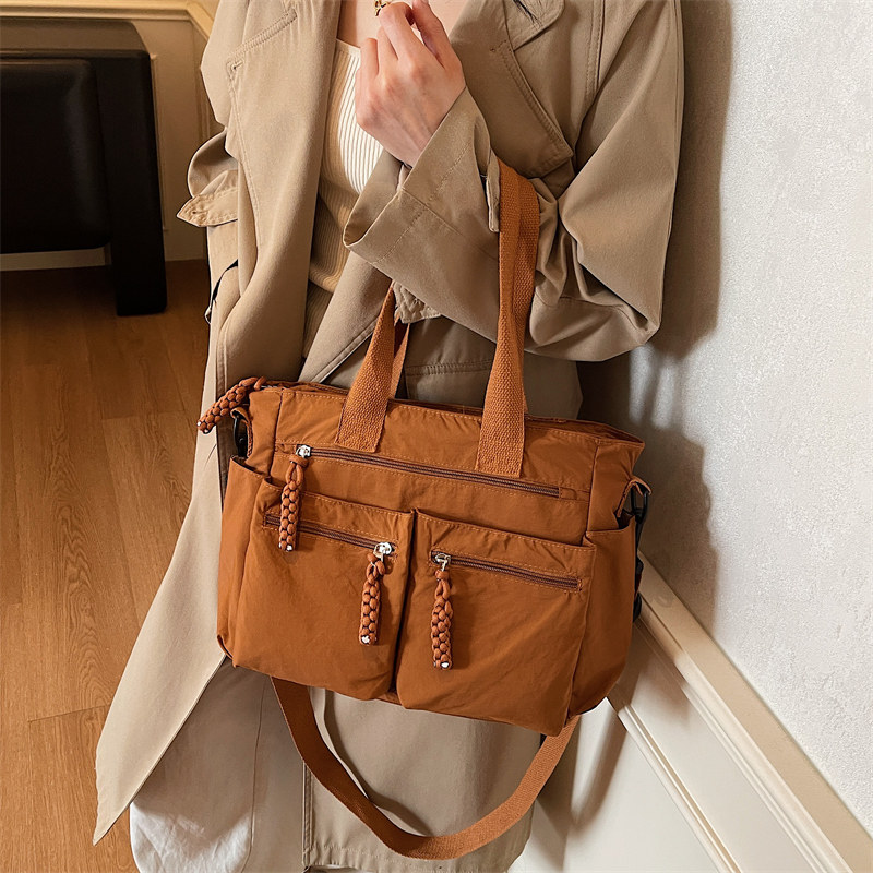休闲尼龙布手提托特包女高级感韩系时尚大容量通勤单肩斜挎包旅行,箱包皮具/热销女包/男包,双肩背包,淘宝优惠券,粉丝福利购,淘宝优惠卷