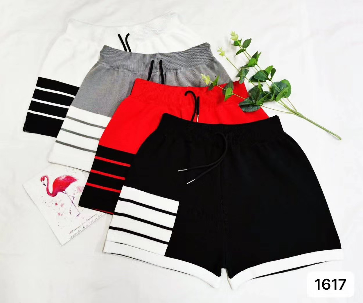 Knitted pants with elastic waist and curly wide leg shorts for women's summer casual hot pants striped pants