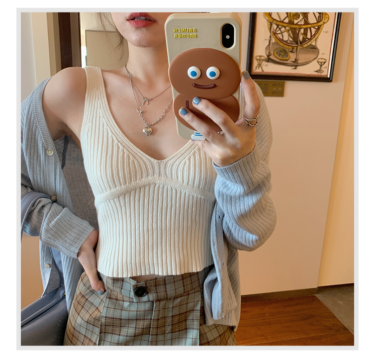 The new product has a small sling with one shoulder, female students' spring Xinji knitted vest