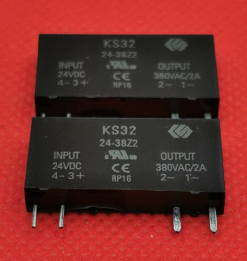 KS32 24-38Z2 24VDC 宏发固态继电器 380VAC/2A