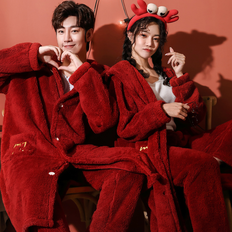珊瑚绒红色喜庆结婚情侣浴袍