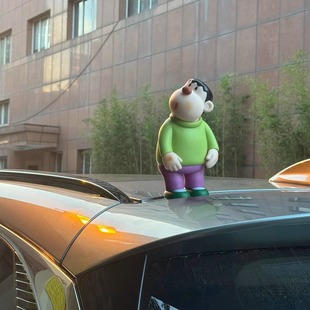 小胖虎汽车尾部摆件车外玩偶车载车屁股后备箱摩托 托电动车挂件