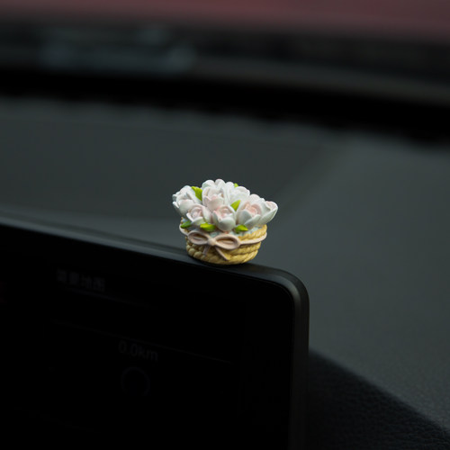 治愈系郁金香花篮汽车摆件