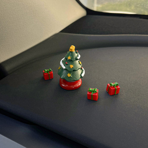 圣诞手工汽车摆件车载创意树脂中控台车上新车礼物车内装饰品摆件