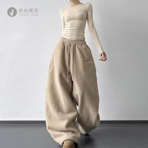 加绒加厚卡其色摇粒绒显瘦保暖冬