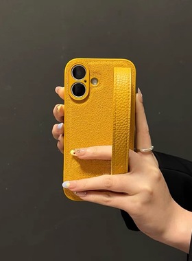 小众黄色皮纹手腕带适用iphone17promax手机壳苹果13高级12保护套14Pro简约16新款15ProMax全包防摔13软壳11
