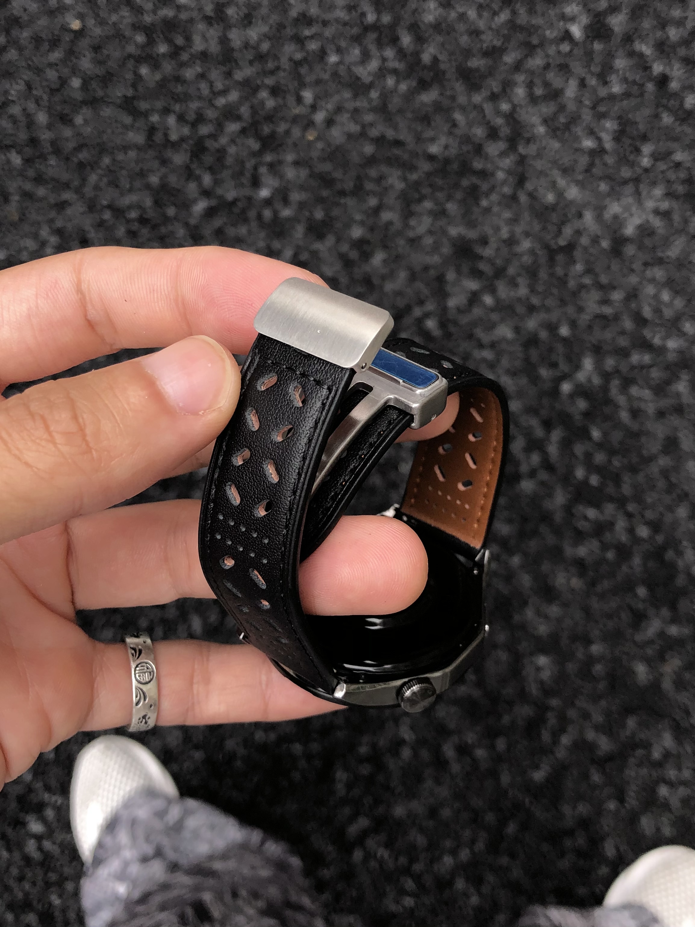 KAKE透气X孔适用华为GT5表带GT6真皮磁吸扣GT4小米oppox3夏watch5