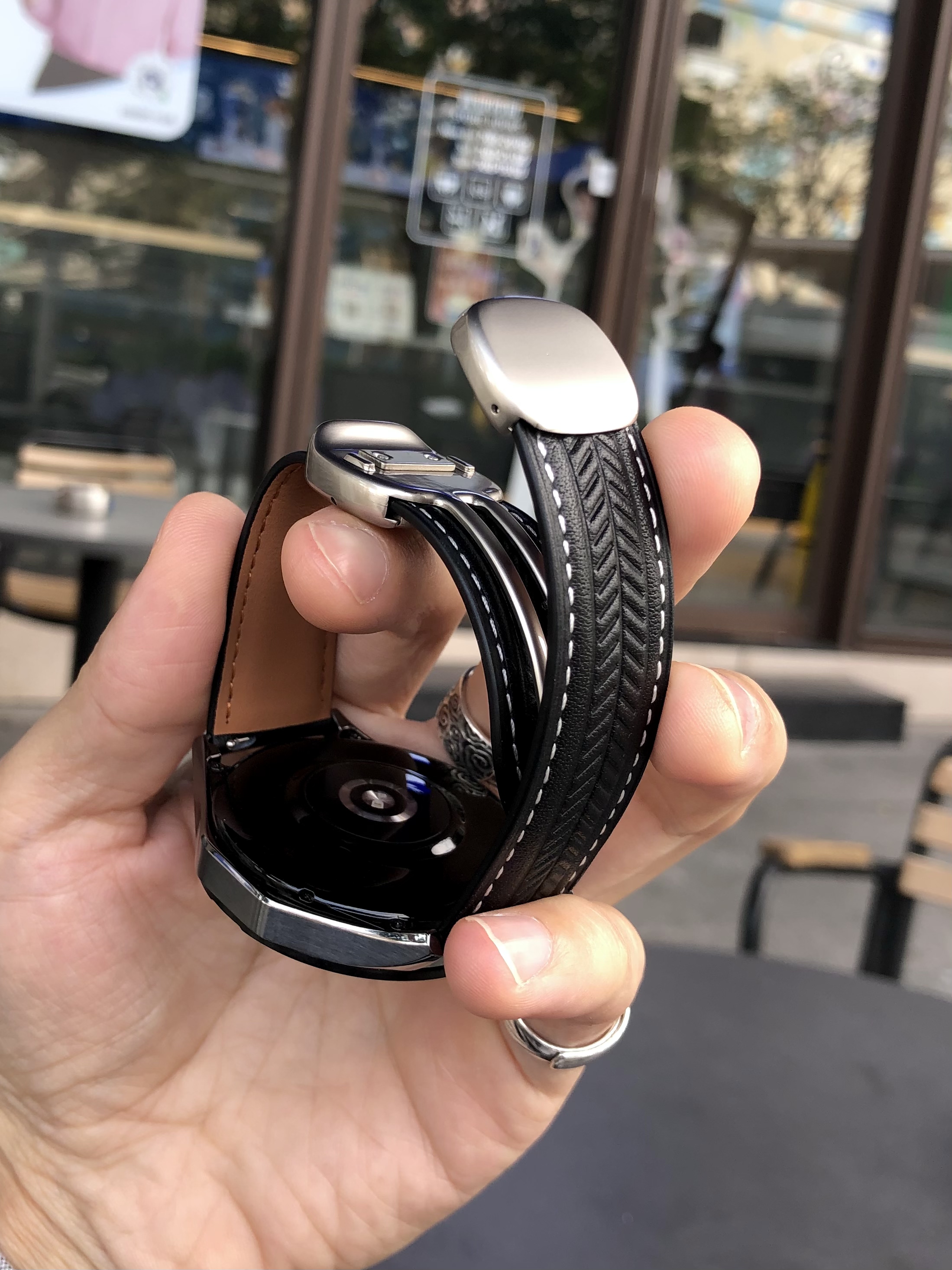 卡客风暴小麦纹真皮适用华为GT6手表表带GT5 4 3圆滑磁吸扣watch5