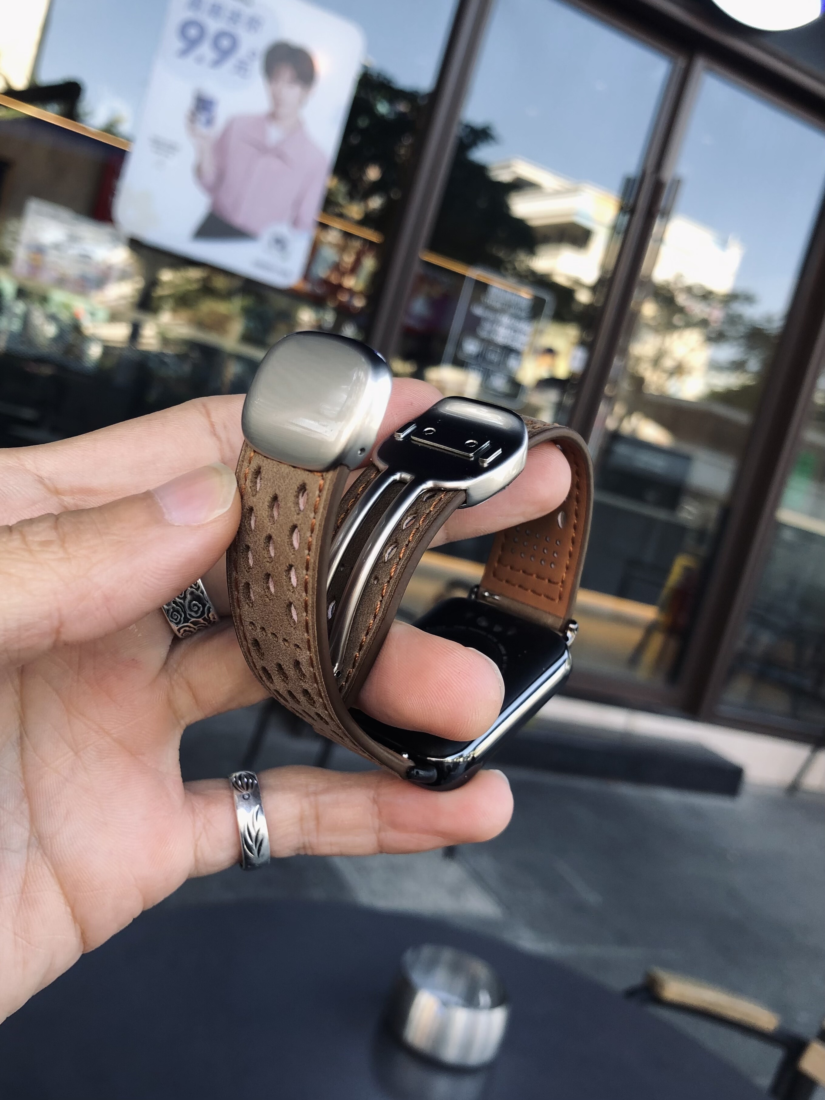 卡客风暴 圆滑扣疯马皮适用小米9pro手环表带磁吸8pro真皮红米654