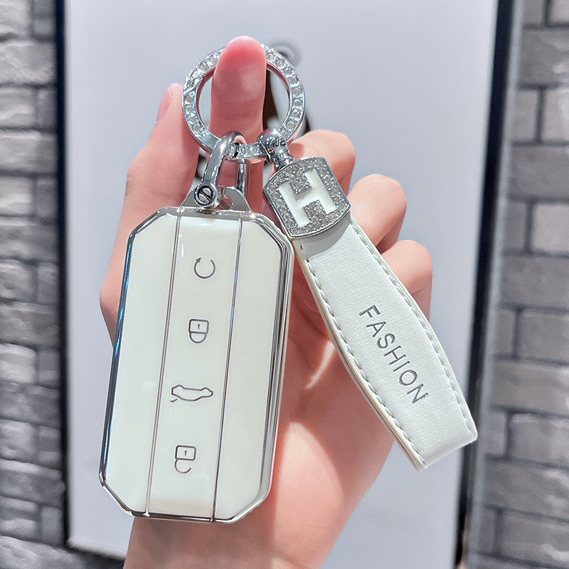 适用奇瑞Omoda欧萌达海外版钥匙套软胶捷途杰酷J7汽车遥控包扣