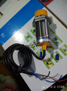 BX接近開關鐵金屬傳感器感應電梯傳菜貨梯行程控制 LJ30A3