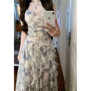 碎花吊带连衣裙女夏V领收腰气质仙女裙纯欲裙子小众辣妹甜美ins裙