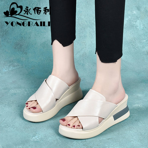真皮坡跟松糕外穿拖鞋女鞋