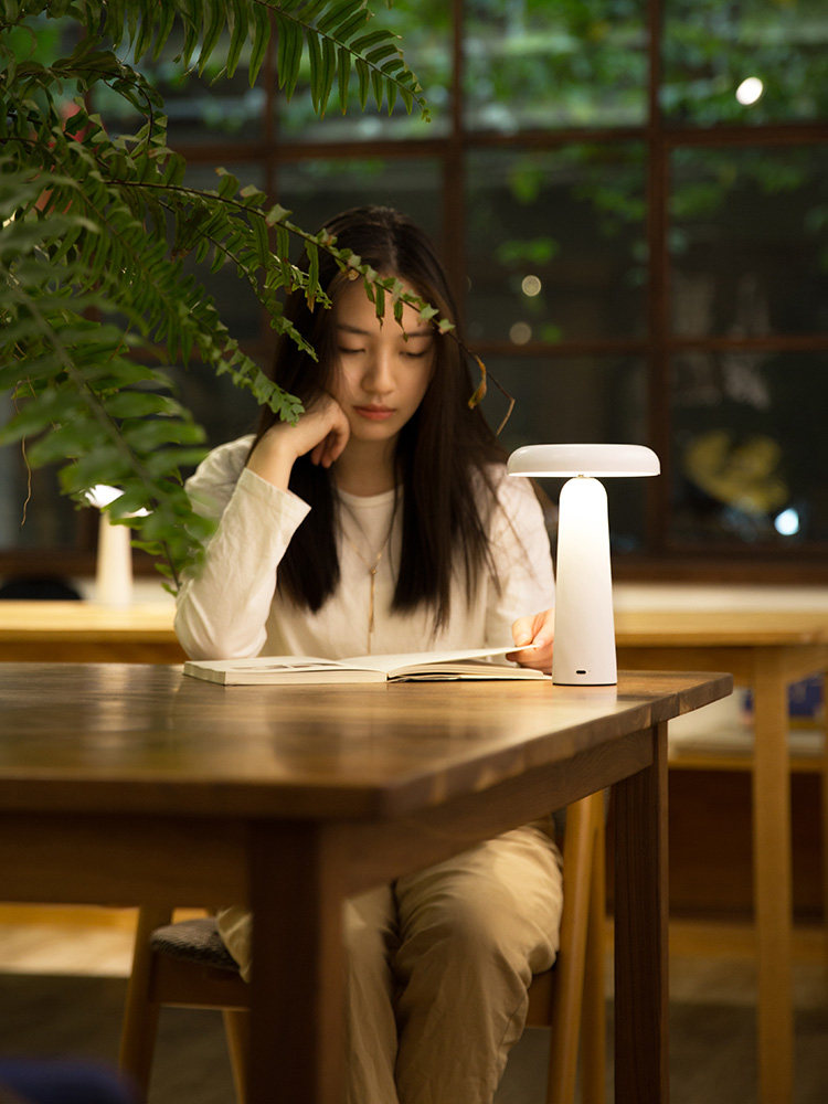 丹麦蘑菇芽台灯卧室可充电床头灯简易餐桌调光婚礼礼品气氛小台灯