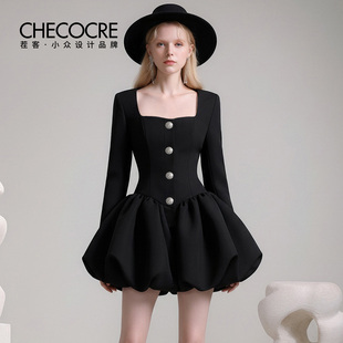 茬客【西野暮色】宫廷甜酷风连衣裙2025秋冬新款方领钻扣花苞裙