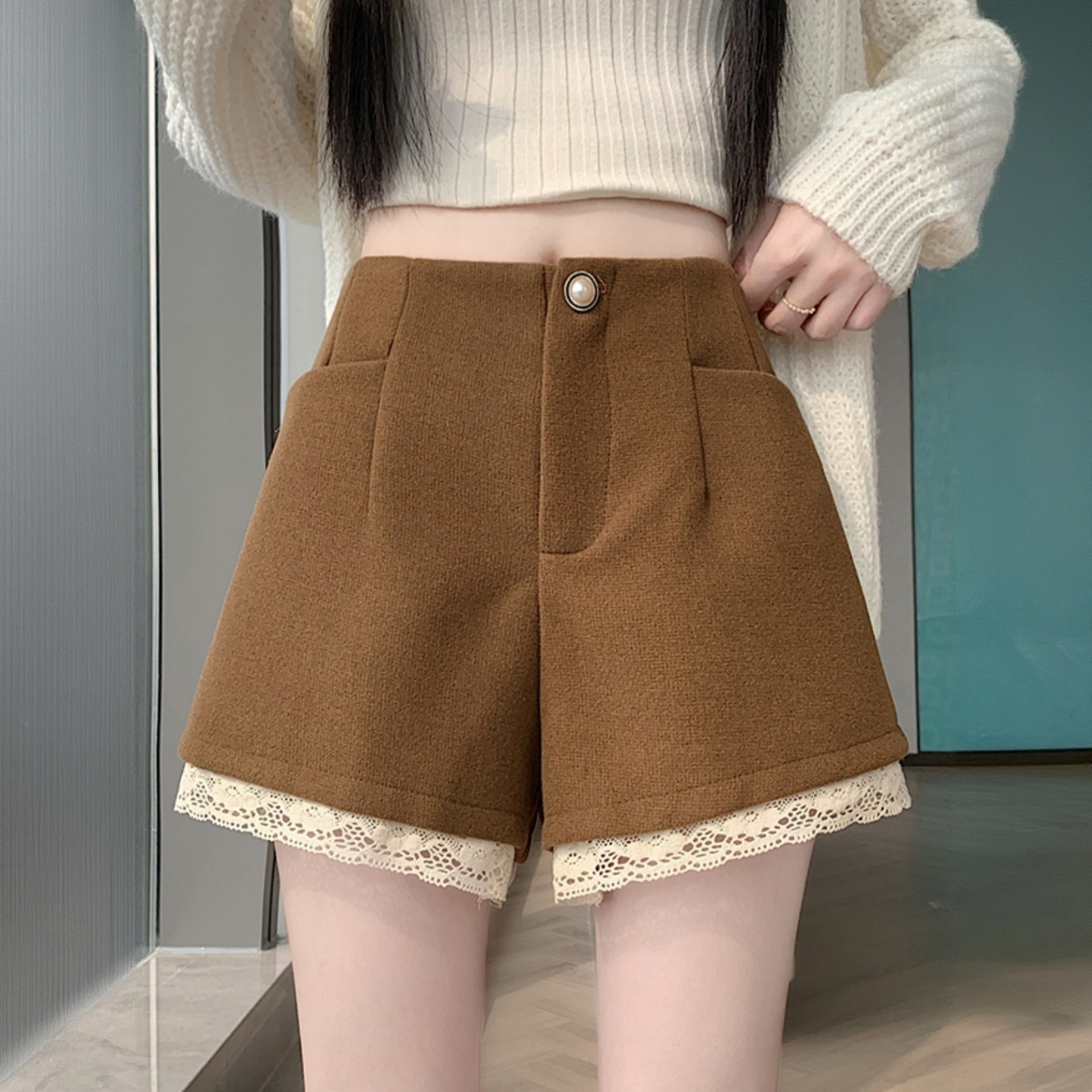 大码蕾丝阔腿短裤女秋冬小个子外穿高腰显瘦休闲百搭a字辣妹靴裤