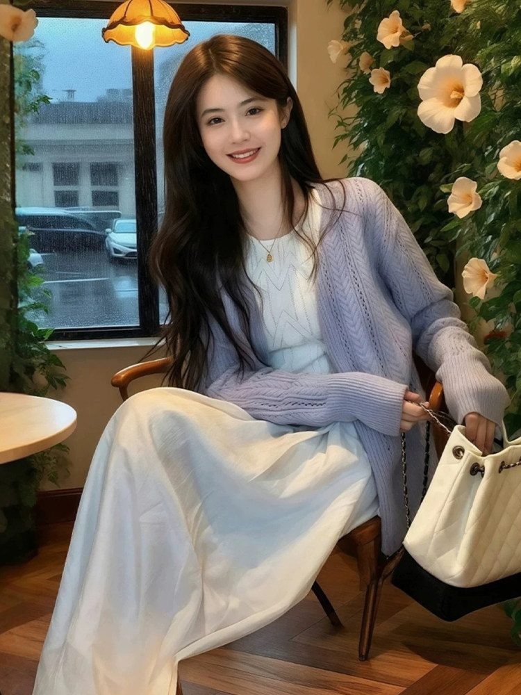 巨好看的早秋连衣裙2025新款气质减龄简单大方高级感穿搭一整套装