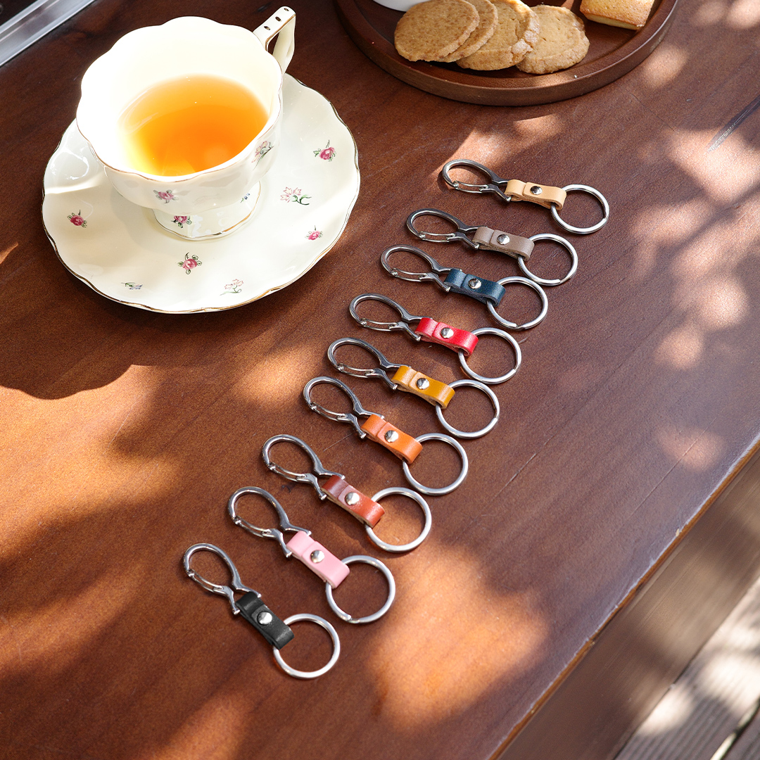 蠢小鱼头层牛皮手工钥匙扣