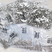 1440颗盒装 美甲大小混装 钻饰品超闪平底小圆钻仿奥钻指甲贴配饰