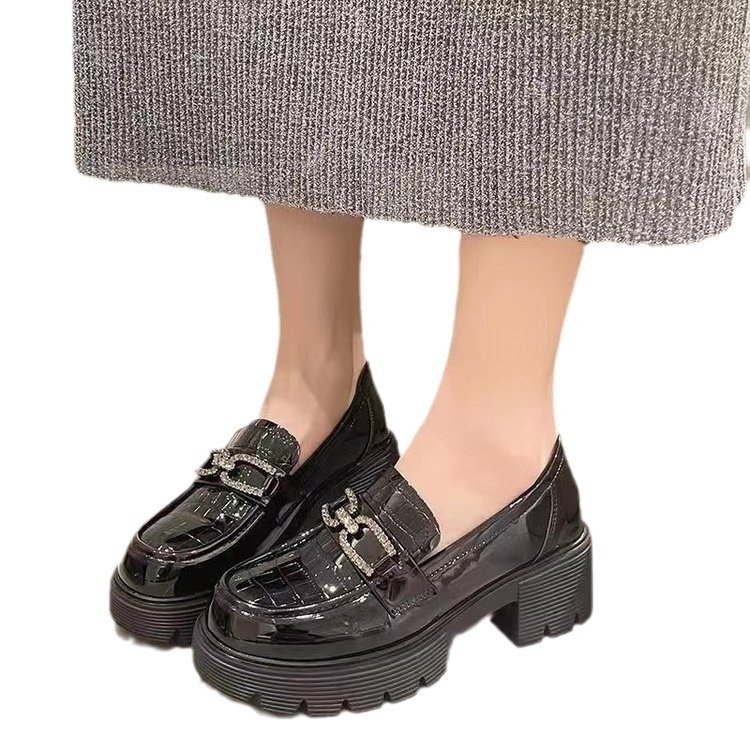 皮面英伦风小皮鞋女2026新款春季厚底一脚蹬女鞋爆款高级感乐福鞋