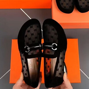 新款 2025夏季 软底浅口通勤单鞋 跨境热销网面透气低跟妈妈鞋