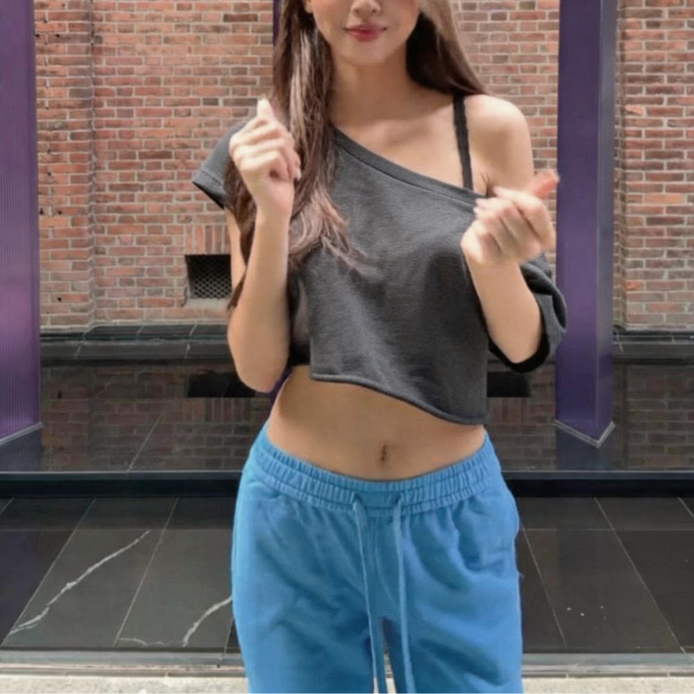 夏季酷飒美式辣妹风斜肩