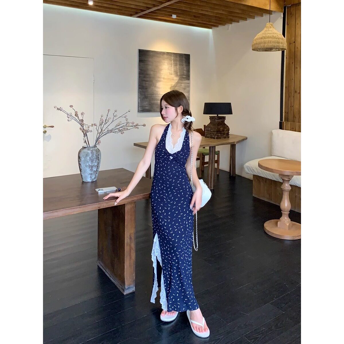 韩系蕾丝拼接碎花吊带连衣裙女2026新款小个子掐腰显瘦挂脖长裙子