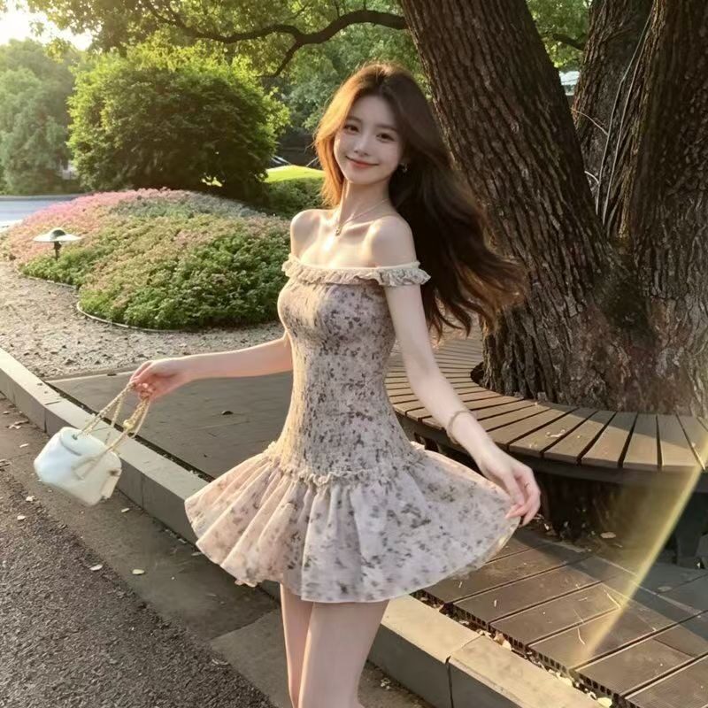 夏季新款纯欲装松紧腰一字肩复古碎花显瘦辣妹短裙连衣裙女装