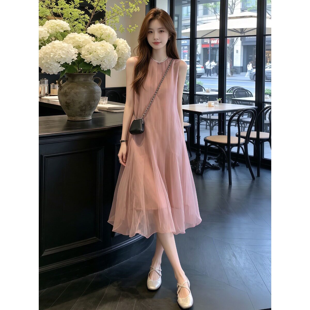 韩系绝美粉色无袖连衣裙子女夏季2026新款独特漂亮度假风背心长裙