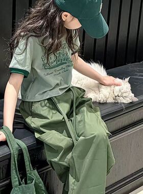 波拉韩国童装女童时髦套装2026夏季拼色短袖T恤直筒工装裤两件套