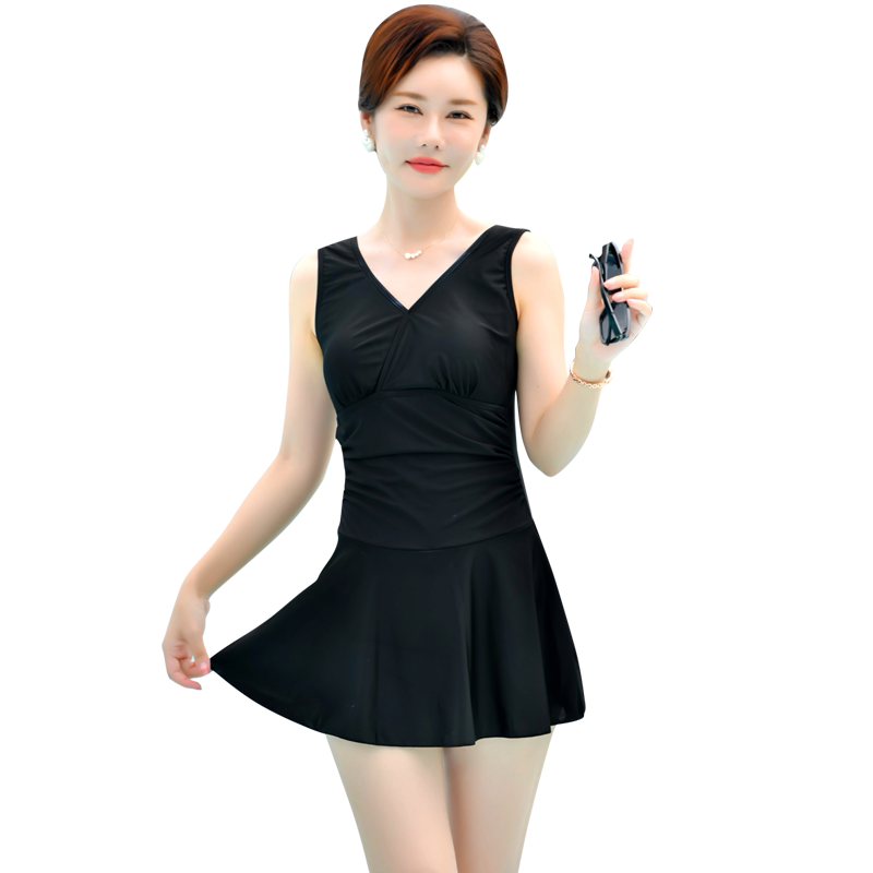游泳衣女2026年新款时尚裙式温泉