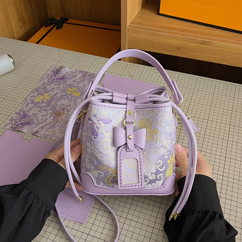 喵小咪国风刺绣水桶包DIY材料包