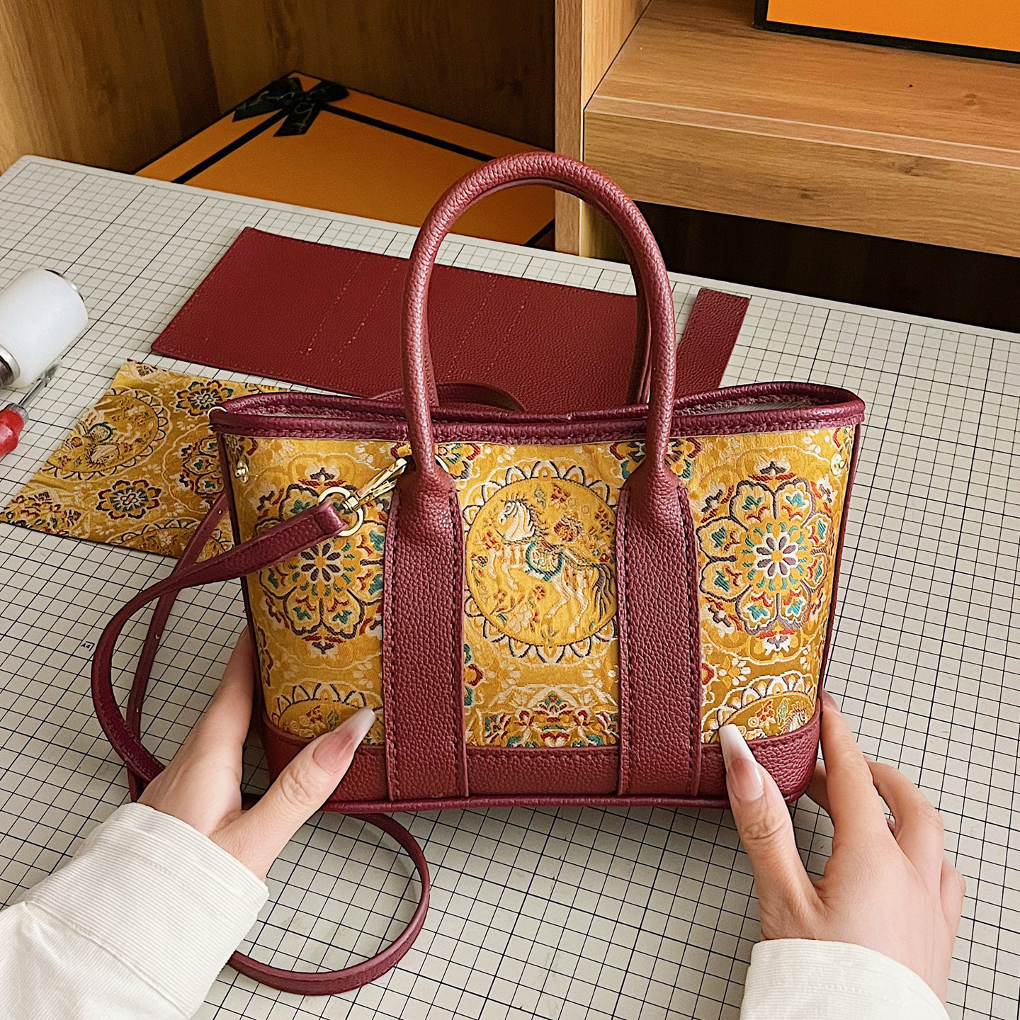 自配布diy手工编织包包自制材料手缝斜挎包新中式国风刺绣托特包,箱包皮具/热销女包/男包,托特包,淘宝优惠券,粉丝福利购,淘宝优惠卷