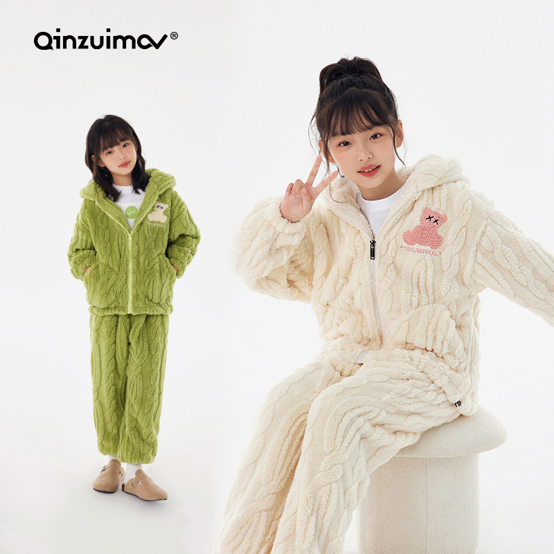 亲嘴猫儿童珊瑚绒睡衣