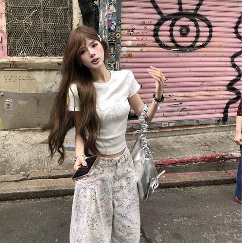 白色蝴蝶结刺绣圆领短袖T恤女夏