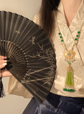 新中式扇子古风折扇黑色旗袍汉服随身携带搭配马面裙的中国风跳舞