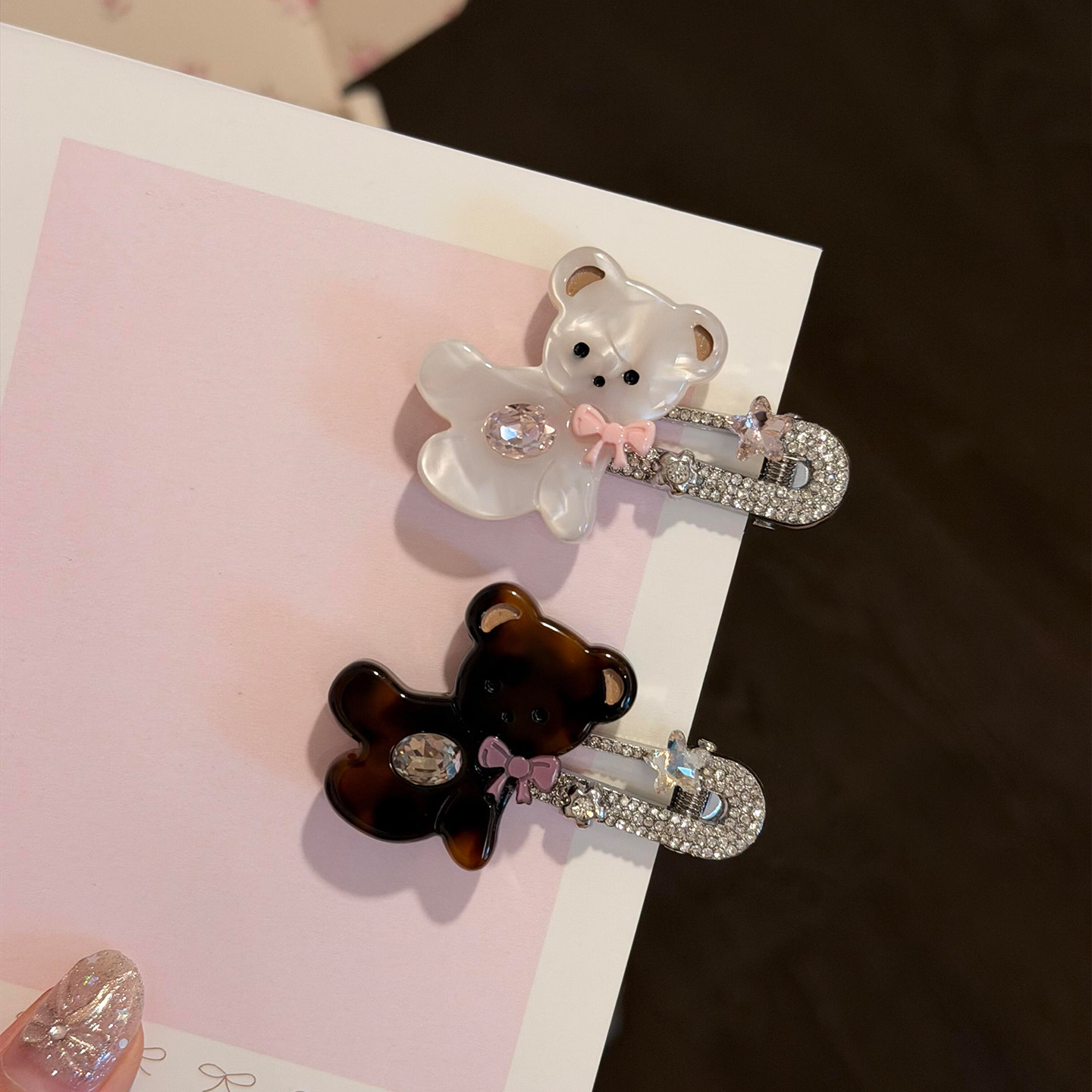 韩系可爱白色小熊水钻醋酸发夹图片