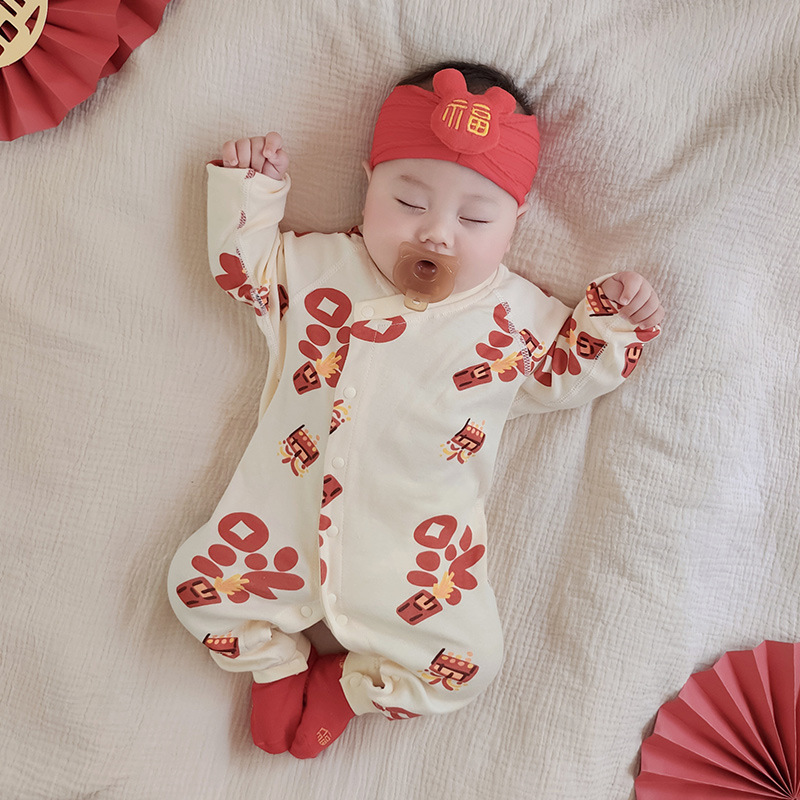 婴儿衣服秋装无骨连体衣纯棉冬季哈衣宝宝新春爬服bb满月百天长袖