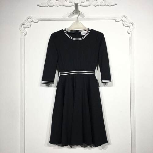 UGC系列 8163S083 时尚连衣裙品牌女装折扣颦