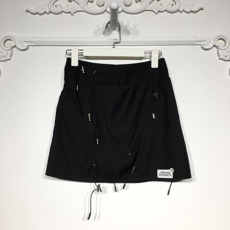 潮系列 8255S070 时尚短裙品牌女装折扣颦