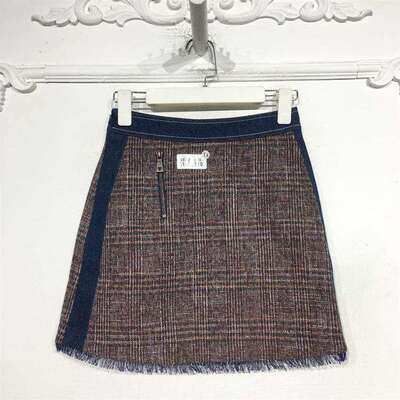 潮系列 8103S110 时尚短裙品牌女装折扣颦